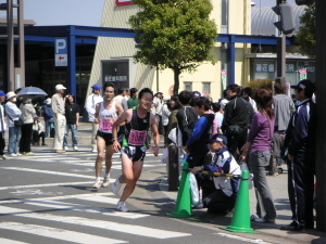 ラストスパート効かず! ゴール手前50m ラストスパート効かず! ゴール手前50m